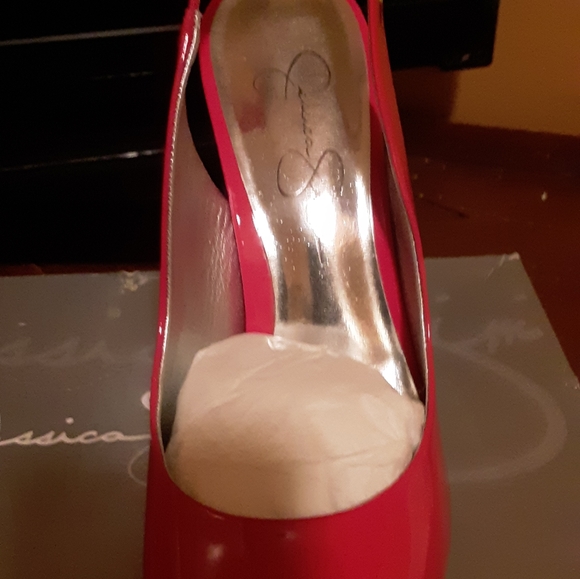 Shoes - Picture 4 of 4